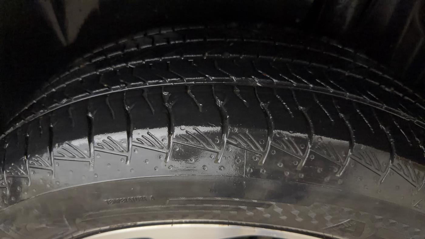 2023 Maruti Grand Vitara ZETA PLUS  HYBRID ECVT, Hybrid, Automatic, 75,590 km, Left Rear Tyre Tread
