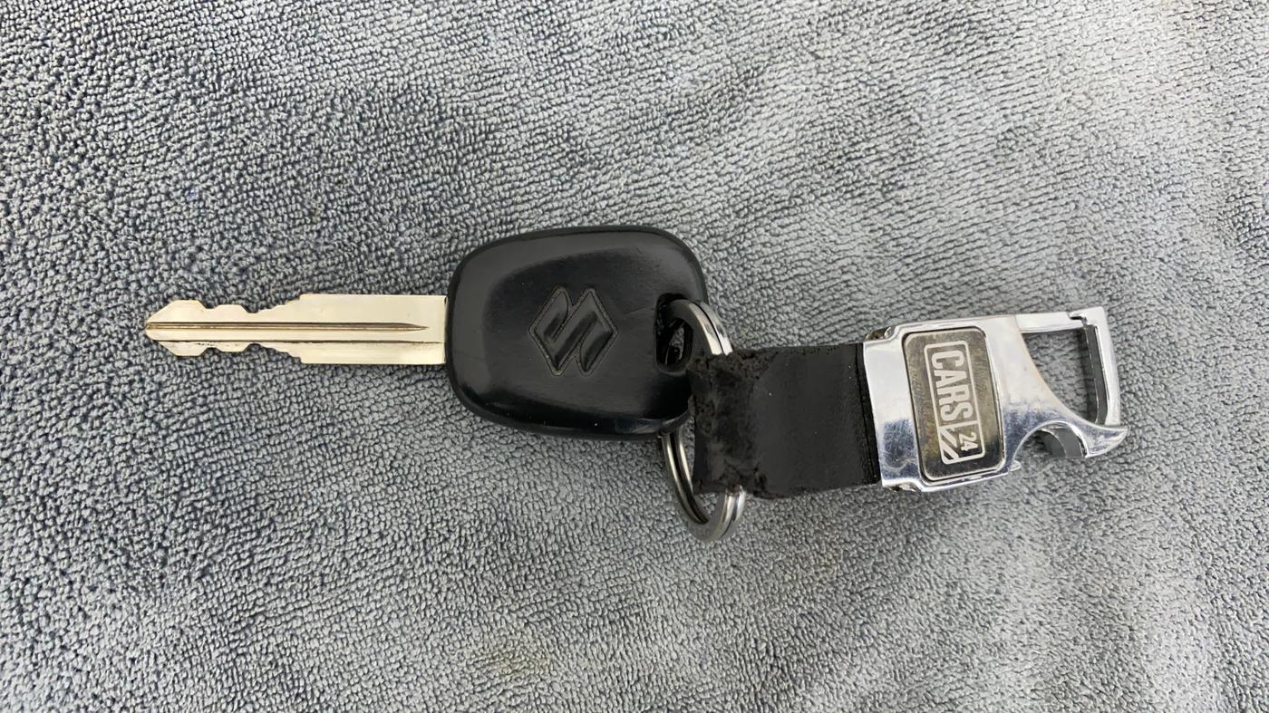 2021 Maruti Alto LXI CNG, CNG, Manual, 27,451 km, Key Close Up