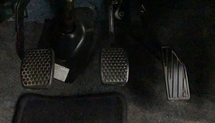 2021 Maruti Alto LXI CNG, CNG, Manual, 27,451 km, Pedals