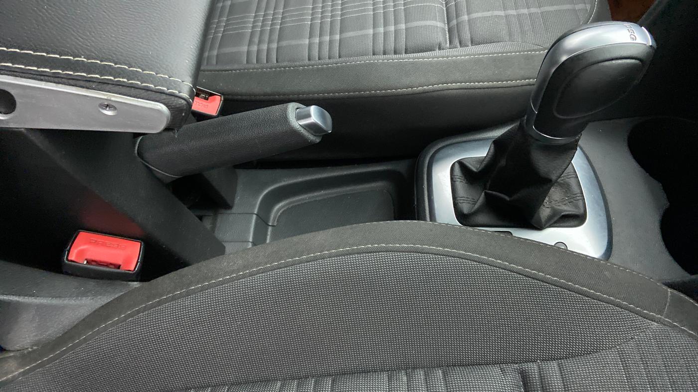 2019 Volkswagen Polo GT TSI 1.2 PETROL AT, Petrol, Automatic, 86,624 km, Gear Lever