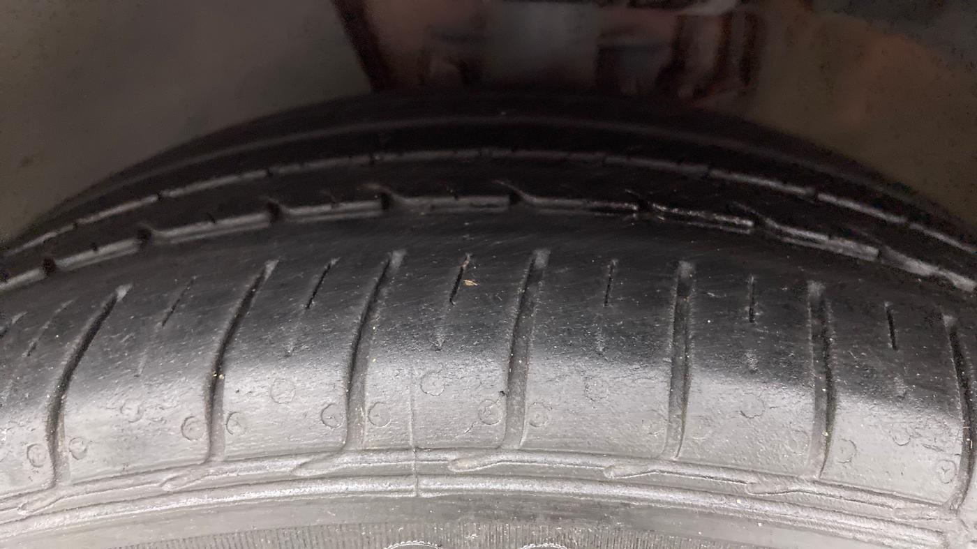 2019 Volkswagen Polo GT TSI 1.2 PETROL AT, Petrol, Automatic, 86,624 km, Left Front Tyre Tread