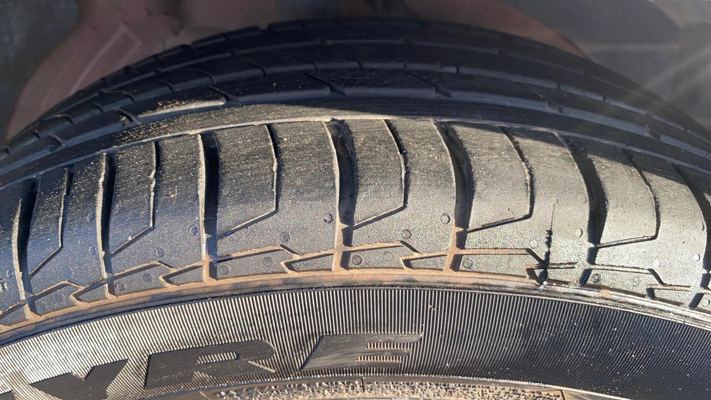 2020 MG HECTOR SHARP 1.5 DCT PETROL, Petrol, Automatic, 78,808 km, Right Front Tyre Tread