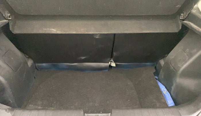 2016 Maruti Baleno DELTA PETROL 1.2, Petrol, Manual, 38,867 km, Boot Inside