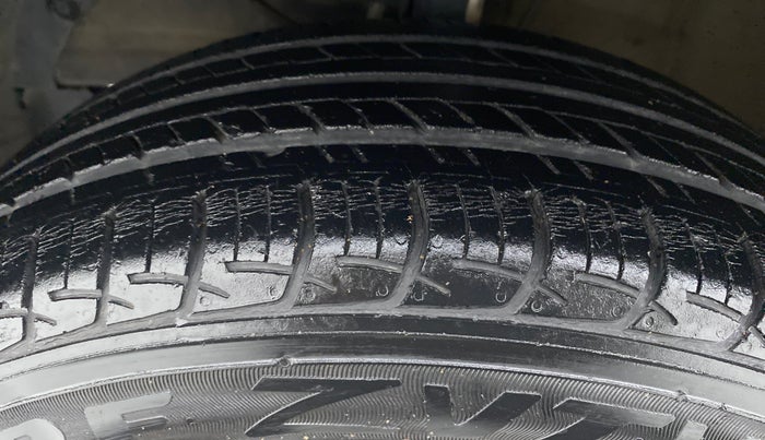 2017 Maruti Baleno DELTA 1.2 K12, Petrol, Manual, 41,711 km, Left Front Tyre Tread