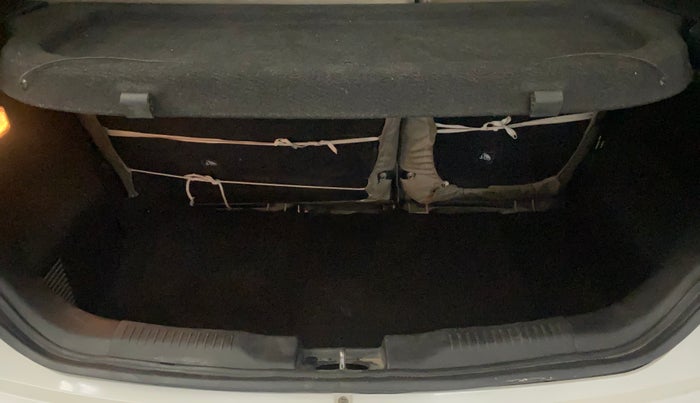 2017 Maruti IGNIS DELTA 1.2 AMT, Petrol, Automatic, 34,088 km, Boot Inside