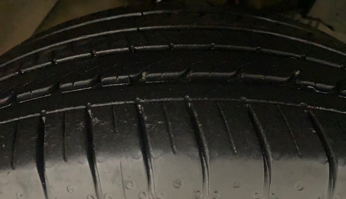 2021 Tata NEXON XMA PETROL, Petrol, Automatic, 28,382 km, Right Front Tyre Tread