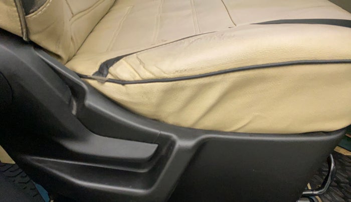 2019 Maruti New Wagon-R LXI CNG 1.0, CNG, Manual, 66,245 km, Driver Side Adjustment Panel