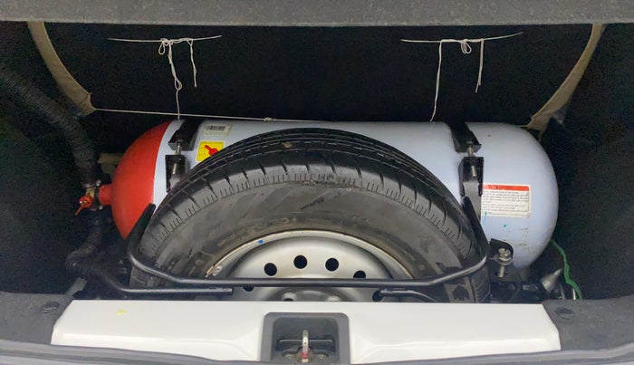 2019 Maruti New Wagon-R LXI CNG 1.0, CNG, Manual, 66,245 km, Boot Inside