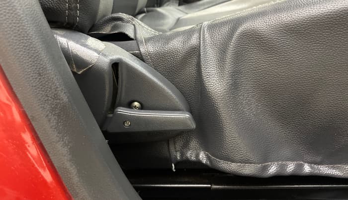 2017 Maruti Alto 800 VXI, Petrol, Manual, 37,530 km, Driver Side Adjustment Panel