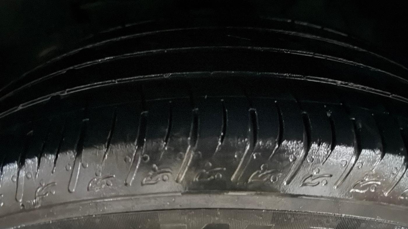 2021 Tata NEXON XZA PLUS SUNROOF PETROL, Petrol, Automatic, 73,686 km, Left Front Tyre Tread