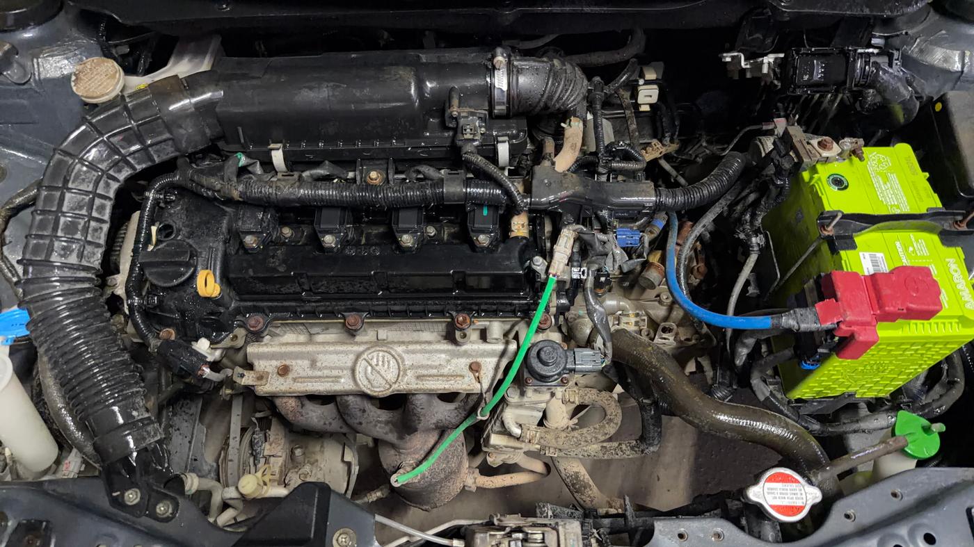 2021 Maruti Swift VXI, Petrol, Manual, 28,983 km, Engine View