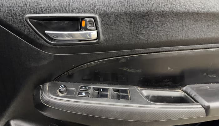 2021 Maruti Swift VXI, Petrol, Manual, 28,983 km, Driver Side Door Panels Control