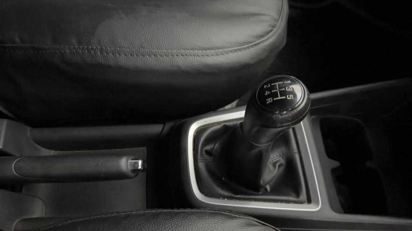 2021 Maruti Swift VXI, Petrol, Manual, 28,983 km, Gear Lever