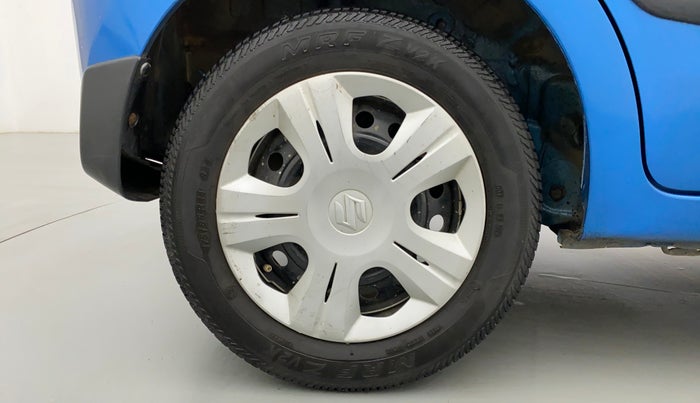 2015 Maruti Celerio VXI CNG D, CNG, Manual, 61,421 km, Right Rear Wheel