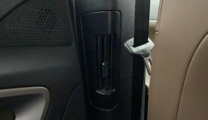 2019 Tata Harrier XZ 2.0L DUAL TONE, Diesel, Manual, 65,221 km, Rear AC Vents