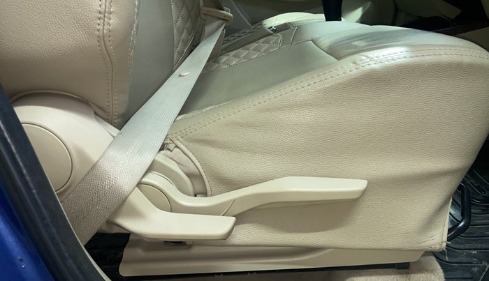 2019 Maruti Dzire VXI, Petrol, Manual, 35,325 km, Driver Side Adjustment Panel