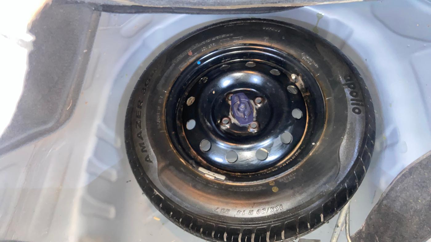 2019 Maruti Dzire VXI, Petrol, Manual, 35,325 km, Spare Tyre