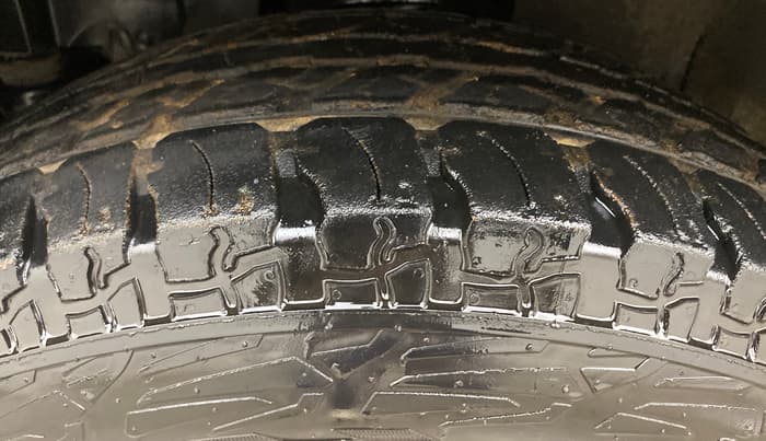 2021 Mahindra Thar LX D AT 4WD HT, Diesel, Automatic, 96,736 km, Left Front Tyre Tread