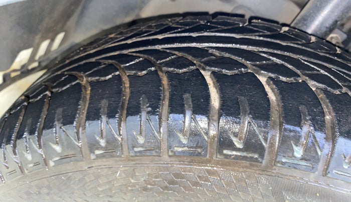 2014 Ford Ecosport TREND 1.5L PETROL, Petrol, Manual, 88,777 km, Left Front Tyre Tread