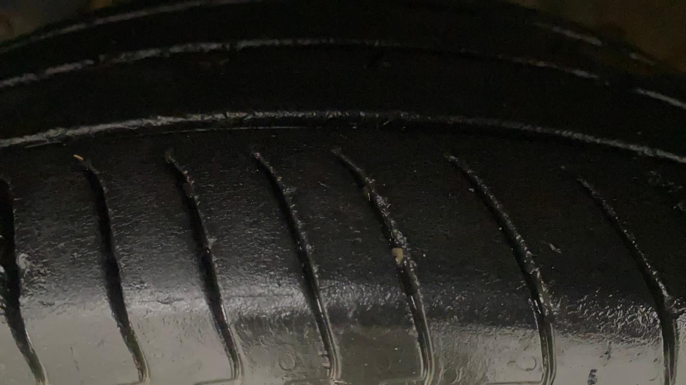 2023 Hyundai EXTER SX (O) CONNECT, Petrol, Manual, 39,143 km, Left Front Tyre Tread