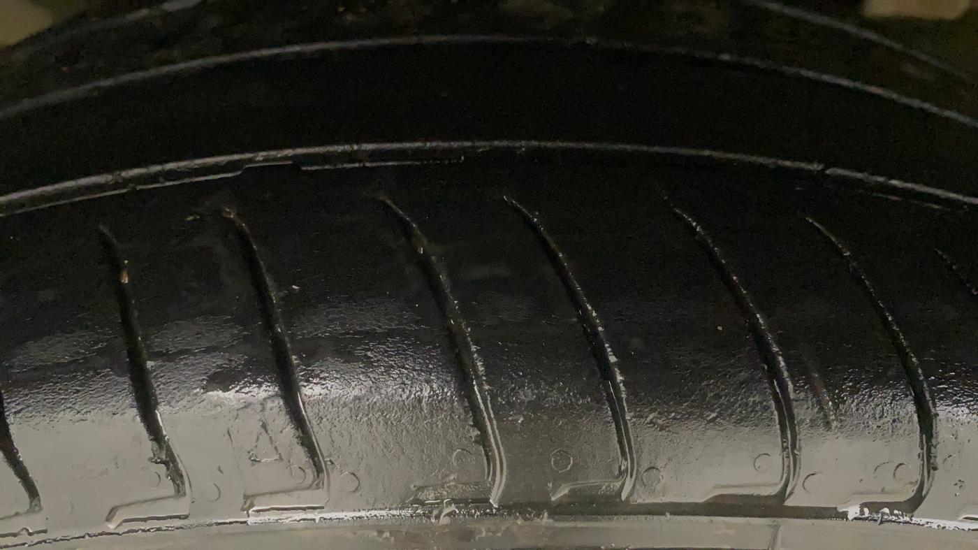 2023 Hyundai EXTER SX (O) CONNECT, Petrol, Manual, 39,143 km, Right Rear Tyre Tread