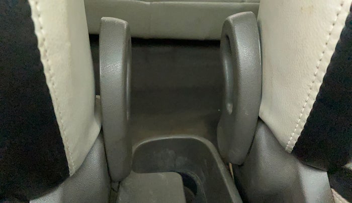 2011 Hyundai i10 MAGNA 1.2, Petrol, Manual, 92,976 km, Driver Side Adjustment Panel