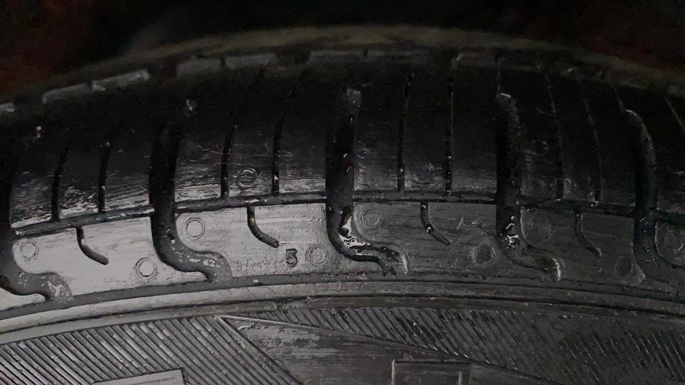 2011 Hyundai i10 MAGNA 1.2, Petrol, Manual, 92,976 km, Left Rear Tyre Tread