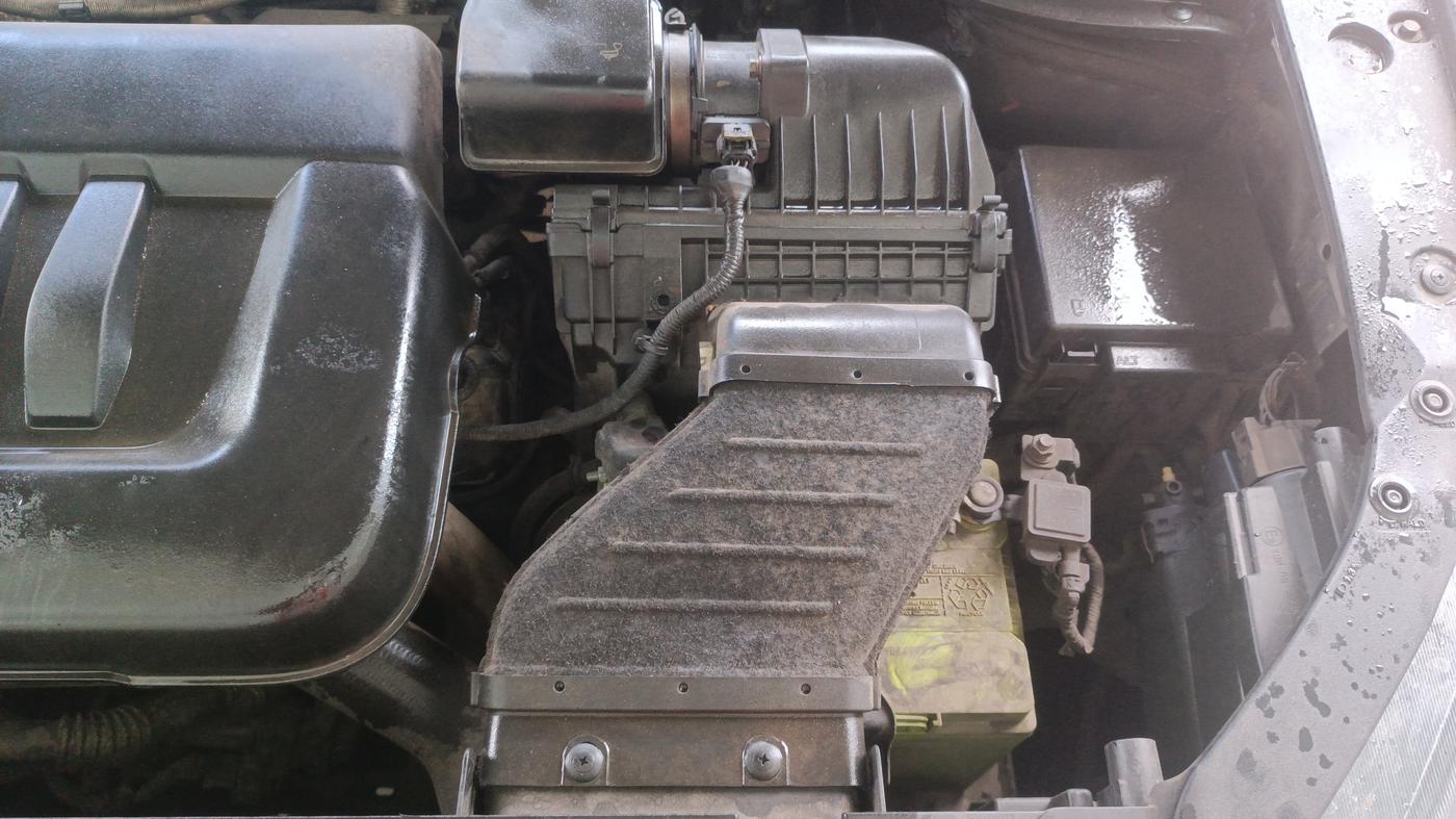2022 Mahindra XUV700 AX 5 D AT 5 STR, Diesel, Automatic, 81,727 km, Engine View - Left