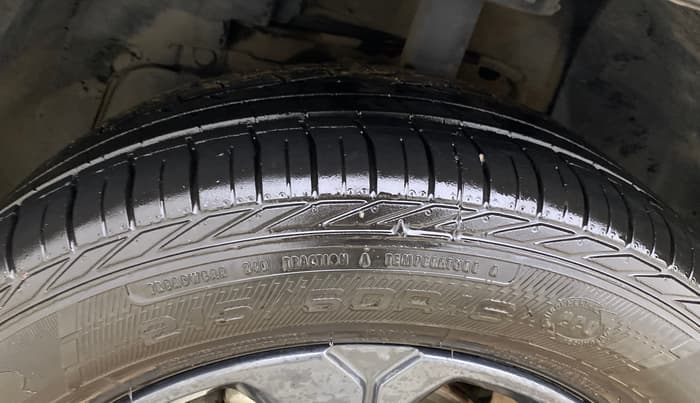 2022 Tata NEXON XZA PLUS PETROL DARK EDITION, Petrol, Automatic, 54,033 km, Left Front Tyre Tread