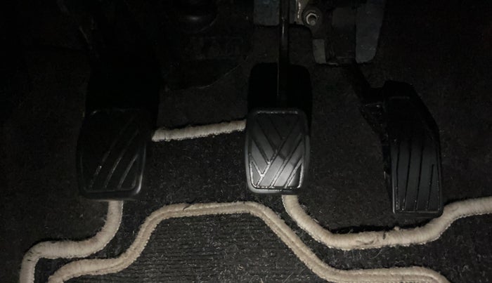 2021 Maruti Swift LXI, Petrol, Manual, 26,099 km, Pedals