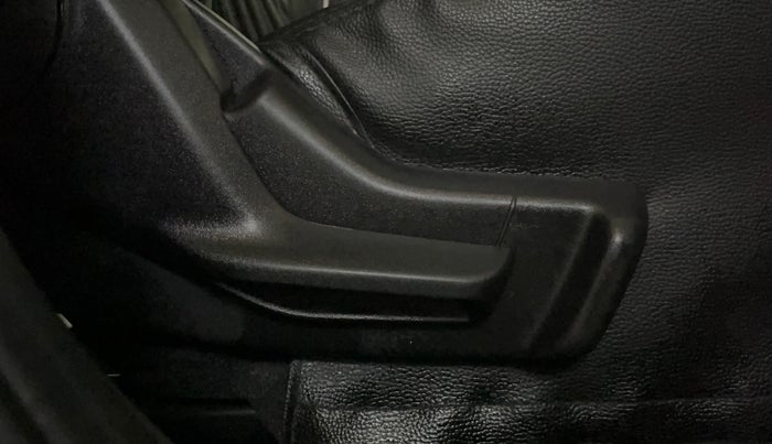 2021 Maruti Swift LXI, Petrol, Manual, 26,099 km, Driver Side Adjustment Panel