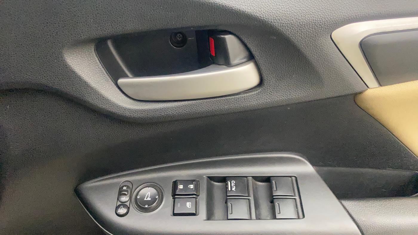 2021 Honda Jazz 1.2L I-VTEC ZX CVT, Petrol, Automatic, 52,393 km, Driver Side Door Panels Control