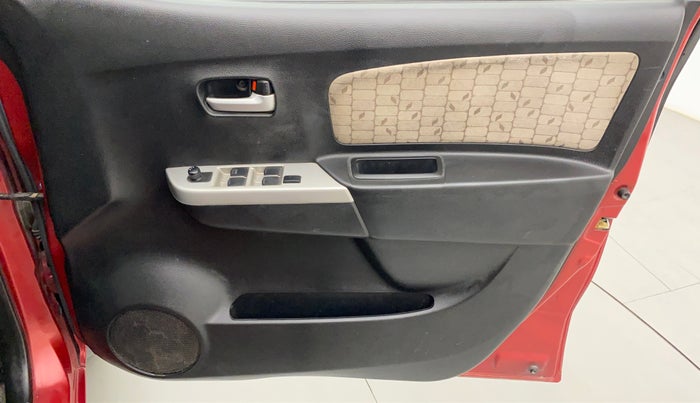2015 Maruti Wagon R 1.0 VXI, Petrol, Manual, 55,386 km, Driver Side Door Panels Control