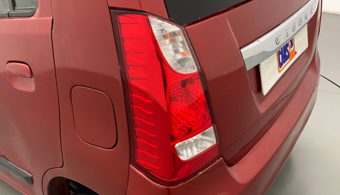 2015 Maruti Wagon R 1.0 VXI, Petrol, Manual, 55,386 km, Left tail light - Minor scratches