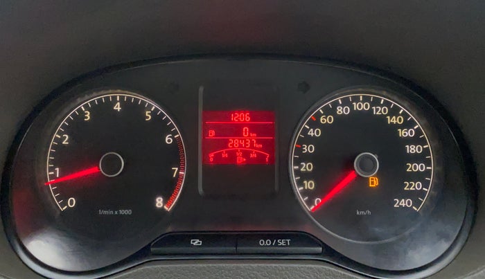 2011 Volkswagen Vento HIGHLINE PETROL, Petrol, Manual, 28,489 km, Odometer Image