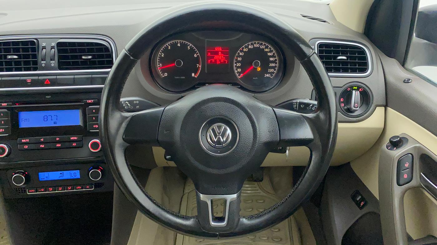 2011 Volkswagen Vento HIGHLINE PETROL, Petrol, Manual, 28,489 km, Steering Wheel Close Up