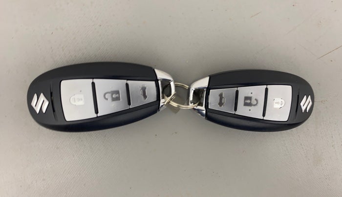 2022 Maruti Ciaz ALPHA 1.5 SHVS PETROL, Petrol, Manual, 39,289 km, Key Close Up