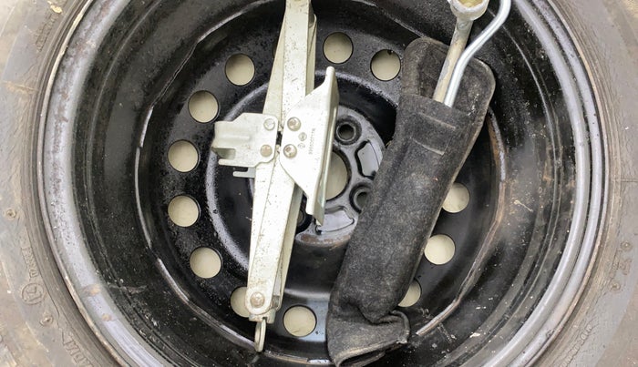 2018 Maruti IGNIS ZETA 1.2 AMT, CNG, Automatic, 73,516 km, Spare Tyre