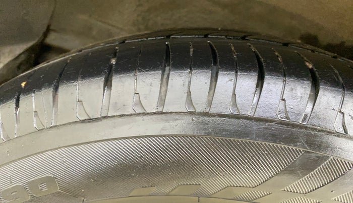 2018 Maruti IGNIS ZETA 1.2 AMT, CNG, Automatic, 73,516 km, Left Rear Tyre Tread