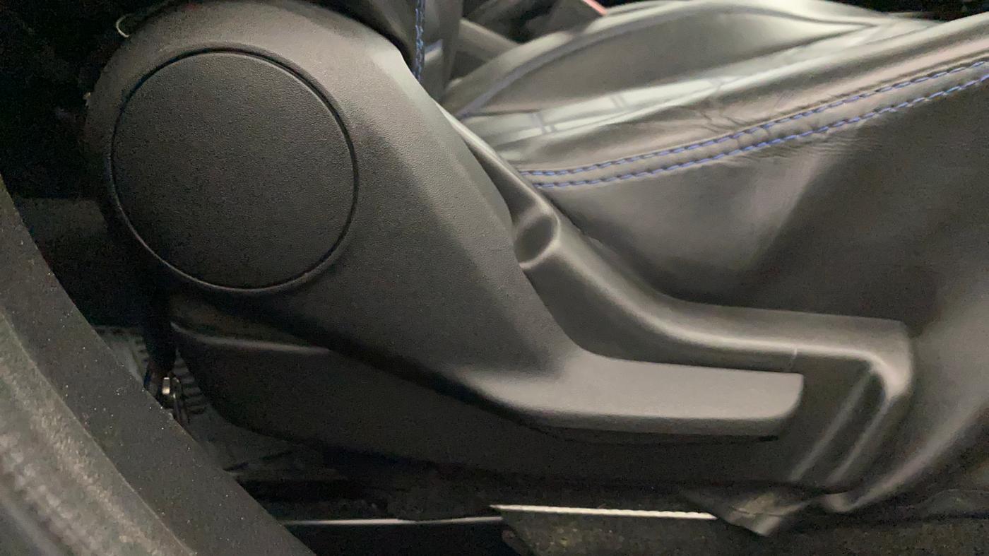 2022 Toyota Glanza E, Petrol, Manual, 38,995 km, Driver Side Adjustment Panel