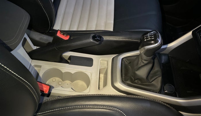 2022 Volkswagen TAIGUN HIGHLINE 1.0 TSI MT, Petrol, Manual, 42,419 km, Gear Lever