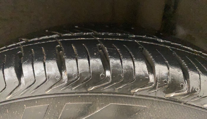 2018 Maruti IGNIS DELTA 1.2 AMT, Petrol, Automatic, 45,849 km, Left Rear Tyre Tread