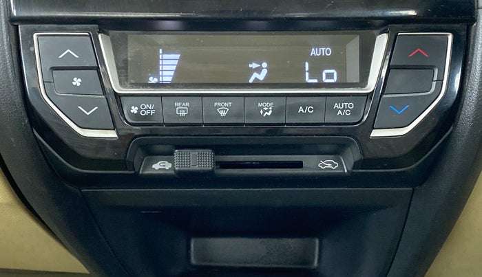 2017 Honda Amaze 1.2 S(O) MT PRIVILEGE EDITION, Petrol, Manual, 47,020 km, Automatic Climate Control