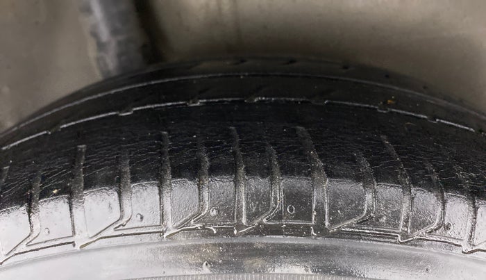 2013 Honda City 1.5L I-VTEC V MT, Petrol, Manual, 89,279 km, Right Rear Tyre Tread