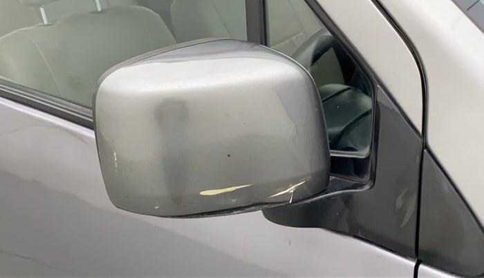 2014 Maruti Wagon R 1.0 VXI, Petrol, Manual, 53,394 km, Right rear-view mirror - Cover has minor damage