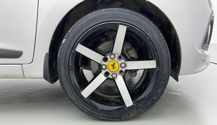 2014 Hyundai Xcent S 1.2, Petrol, Manual, 1,01,135 km, Right Front Wheel