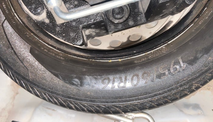 2018 Tata NEXON XM PETROL, CNG, Manual, 94,517 km, Spare Tyre