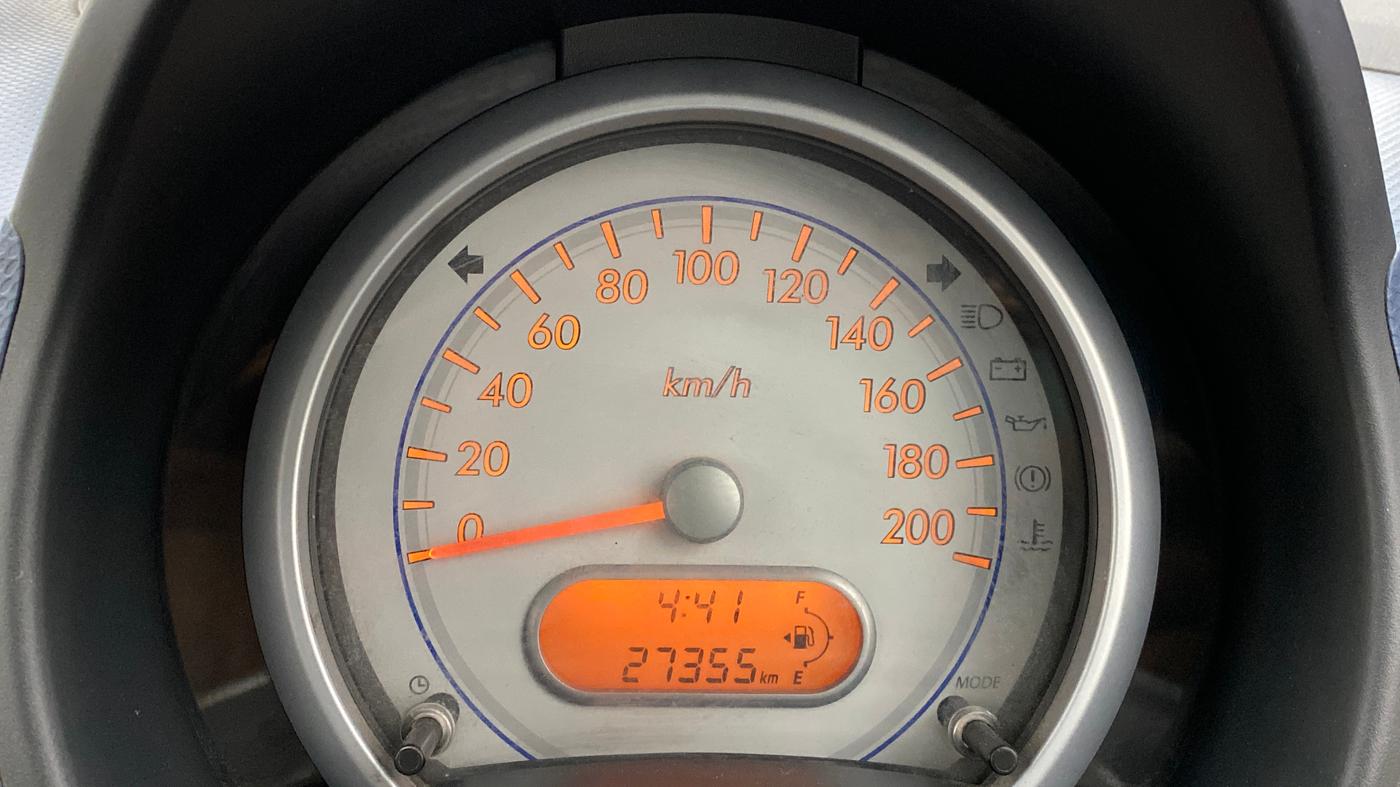 2010 Maruti Ritz ZXI, Petrol, Manual, 27,478 km, Odometer Image