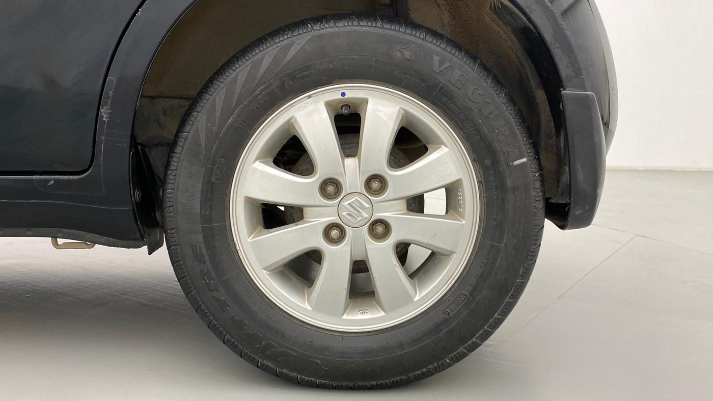 2010 Maruti Ritz ZXI, Petrol, Manual, 27,478 km, Left Rear Wheel