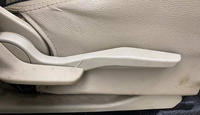 2018 Maruti Dzire VXI, Petrol, Manual, 69,508 km, Driver Side Adjustment Panel